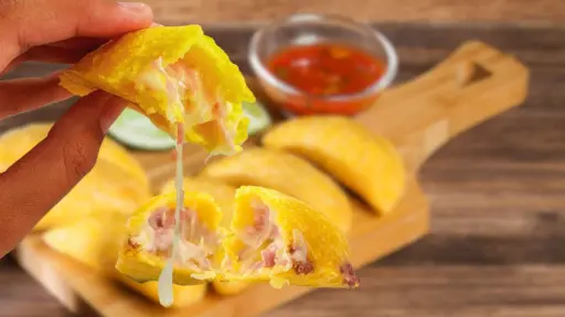 Empanada Hawaiiana